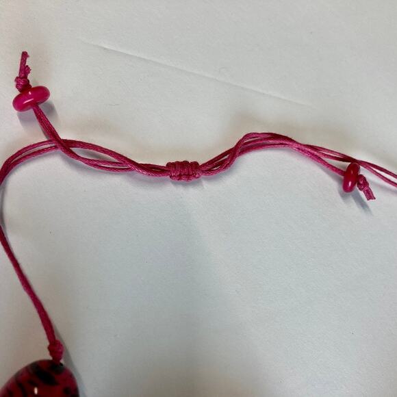 Boho pink mixed media necklace - Picture 5 of 10